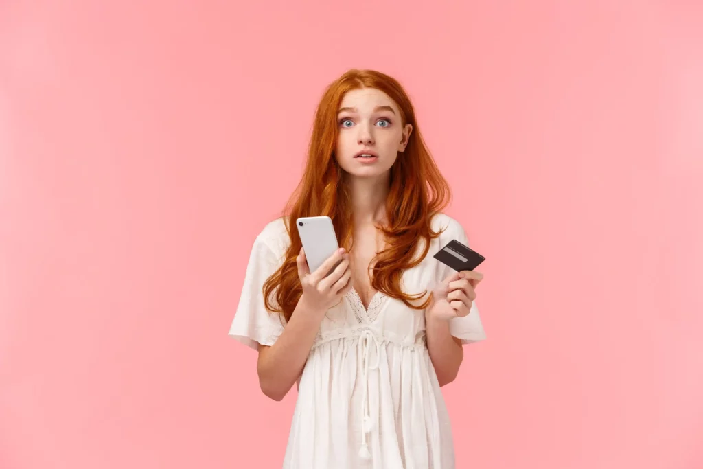 Une femme qui semble perdue et qui se demande quoi faire après l’arrêt de la pilule ?